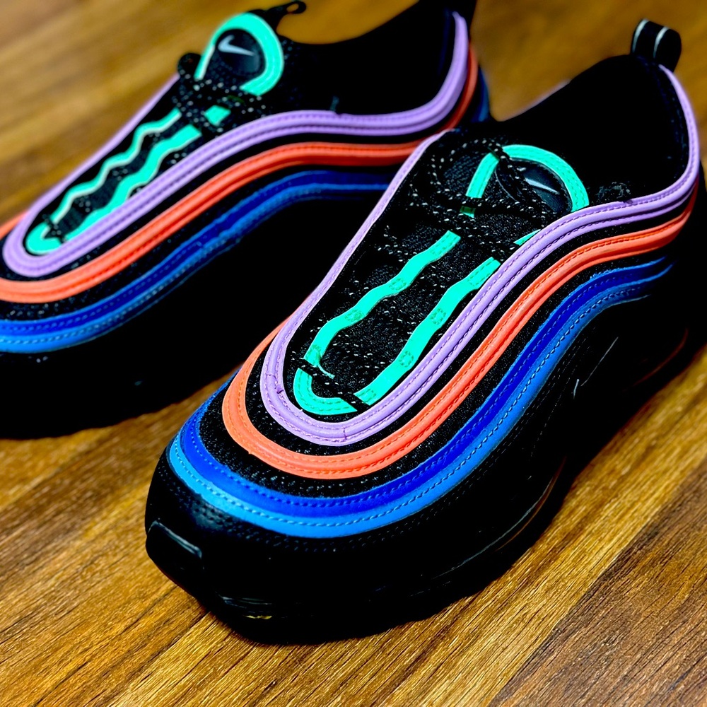 Women’s Nike air max 98